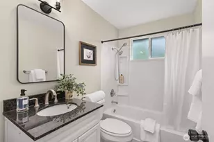 10417 17th Ave SW, Seattle, WA 98146 - Photo 17