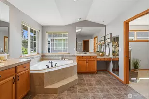 24012 21st Ave W, Bothell, WA 98021 - Photo 25