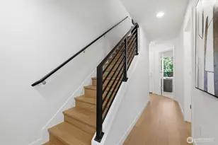 105 NW 39 Th St, Seattle, WA 98107 - Photo 3