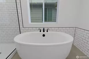13411 Liberty Pl E, Puyallup, WA 98374 - Photo 17