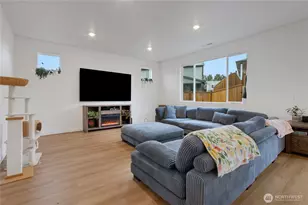 13411 Liberty Pl E, Puyallup, WA 98374 - Photo 5