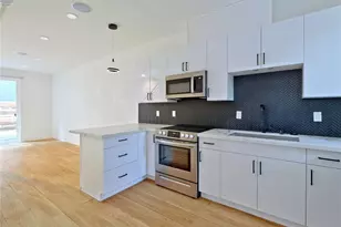 14023 Greenwood Ave N, Seattle, WA 98133 - Photo 3