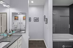2000 Alaskan Wy, Seattle, WA 98121 - Photo 21