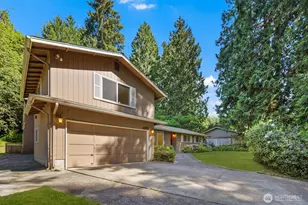 2225 107th Ave E, Edgewood, WA 98372 - Photo 3
