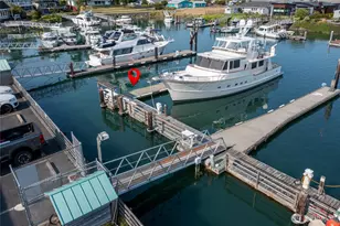 1909 Skyline Way, Anacortes, WA 98221 - Photo 13