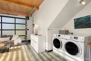 4670 Flying Goat Ave NE, Bainbridge Island, WA 98110 - Photo 27