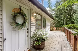 171 Harbor Vw Dr, Bellingham, WA 98229 - Photo 3