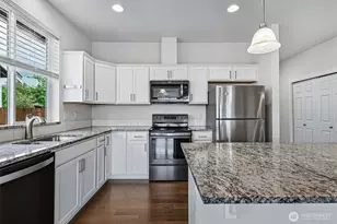 353 S 48th Pl, Mount Vernon, WA 98274 - Photo 13
