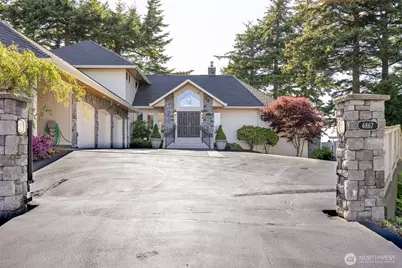 6867 Holeman Avenue, Blaine, WA 98230 - Photo 3