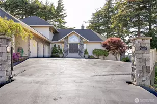 6867 Holeman Ave, Blaine, WA 98230 - Photo 3