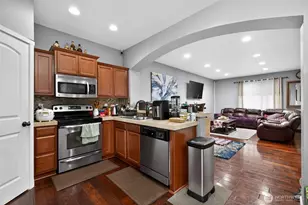 5007 NE 6th St, Renton, WA 98059 - Photo 7