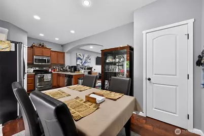 5007 NE 6th Street, Renton, WA 98059 - Photo 11