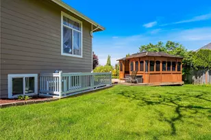 4029 Crystal Ridge Dr SE, Puyallup, WA 98372 - Photo 35