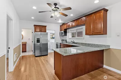 1823 Summit Avenue, Everett, WA 98201 - Photo 7