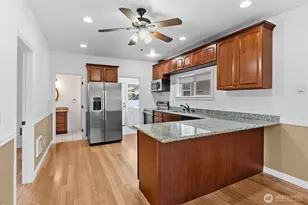 1823 Summit Ave, Everett, WA 98201 - Photo 7