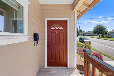 1823 Summit Avenue, Everett, WA 98201 - Photo 5