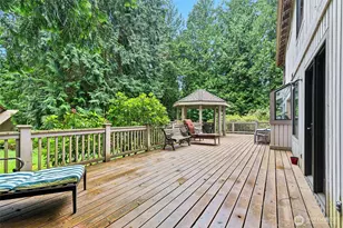24705 SE Mirrormont Way, Issaquah, WA 98027 - Photo 27