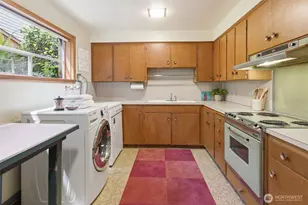 2803 S Walker St., Seattle, WA 98144 - Photo 13
