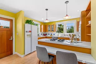 943 NW 60th St, Seattle, WA 98107 - Photo 11