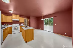 11601 212th St E, Graham, WA 98338 - Photo 17