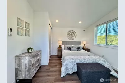 890 Magellan Avenue NE #6, Ocean Shores, WA 98569 - Photo 31