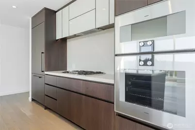 188 Bellevue Way NE #805, Bellevue, WA 98004 - Photo 9