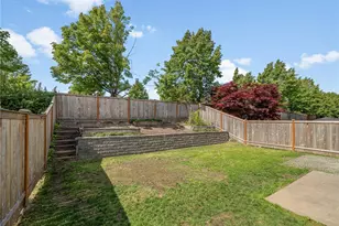 19610 100th St E, Bonney Lake, WA 98391 - Photo 27