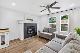 19610 100th St E, Bonney Lake, WA 98391 - Photo 5
