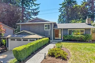 9023 NE 132nd Pl, Kirkland, WA 98034 - Photo 3
