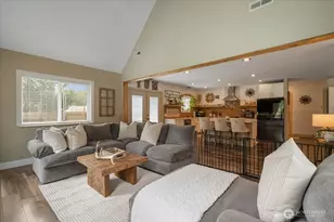 26709 Entwhistle Rd E, Buckley, WA 98321 - Photo 13