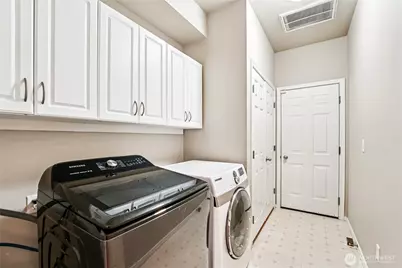 7704 Fairway Avenue SE #601, Snoqualmie, WA 98065 - Photo 21