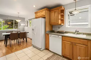 225 32nd Ave E, Seattle, WA 98112 - Photo 9