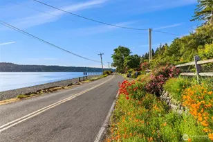 3700 Crystal Springs Dr NE, Bainbridge Island, WA 98110 - Photo 7