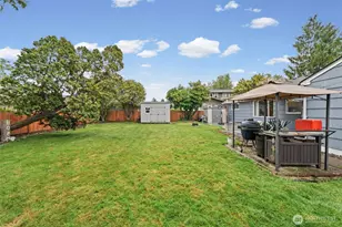 1609 W Pioneer Ave, Puyallup, WA 98371 - Photo 29