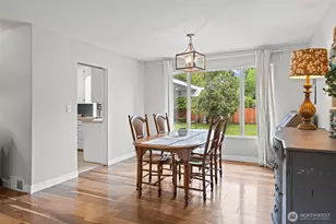 1609 W Pioneer Ave, Puyallup, WA 98371 - Photo 7