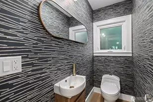 2525 12th Ave W, Seattle, WA 98119 - Photo 19