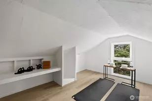 2525 12th Ave W, Seattle, WA 98119 - Photo 23