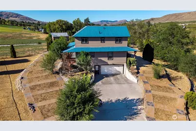 6 Orchard Loop S., Tonasket, WA 98855 - Photo 1