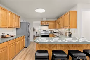 21701 53rd Ave W, Mountlake Terrace, WA 98043 - Photo 7