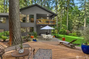10621 Battle Point Dr NE, Bainbridge Island, WA 98110 - Photo 25