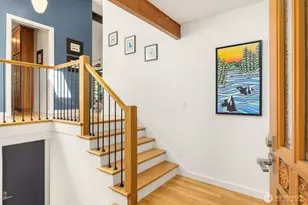 10621 Battle Point Dr NE, Bainbridge Island, WA 98110 - Photo 3