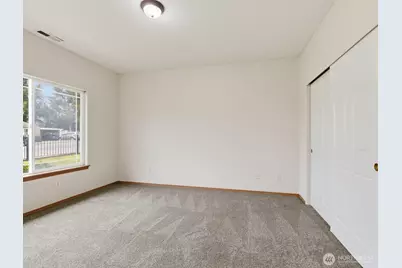 323 N Laventure Road #C, Mount Vernon, WA 98273 - Photo 15