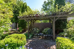 631 Giltner Ln, Edmonds, WA 98020 - Photo 35