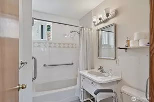 631 Giltner Ln, Edmonds, WA 98020 - Photo 23