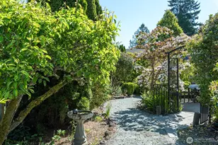 631 Giltner Ln, Edmonds, WA 98020 - Photo 31