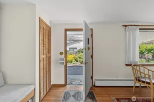 631 Giltner Ln, Edmonds, WA 98020 - Photo 5
