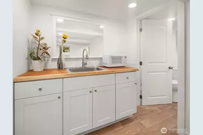 9326 California Avenue SW, Seattle, WA 98136 - Photo 29