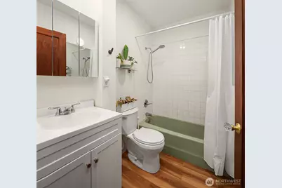 9326 California Avenue SW, Seattle, WA 98136 - Photo 25