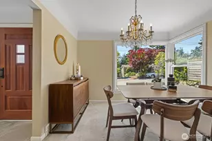 912 N 90th St, Seattle, WA 98103 - Photo 13