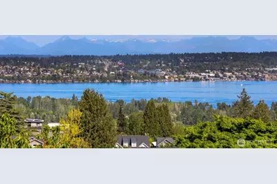 7044 50th Avenue NE, Seattle, WA 98115 - Photo 3